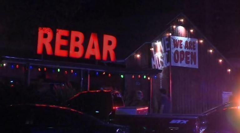 Man Claiming to Be UFC Fighter Opens Fire Outside of San Antonio Bar